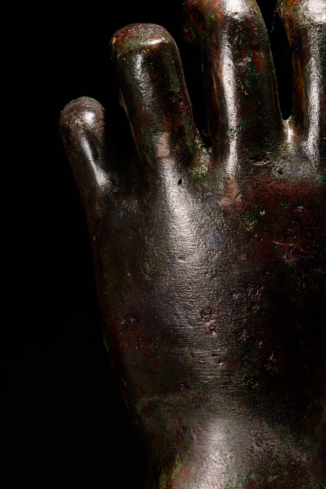 Roman Bronze Left Hand of Statue, Circa AD 1-200