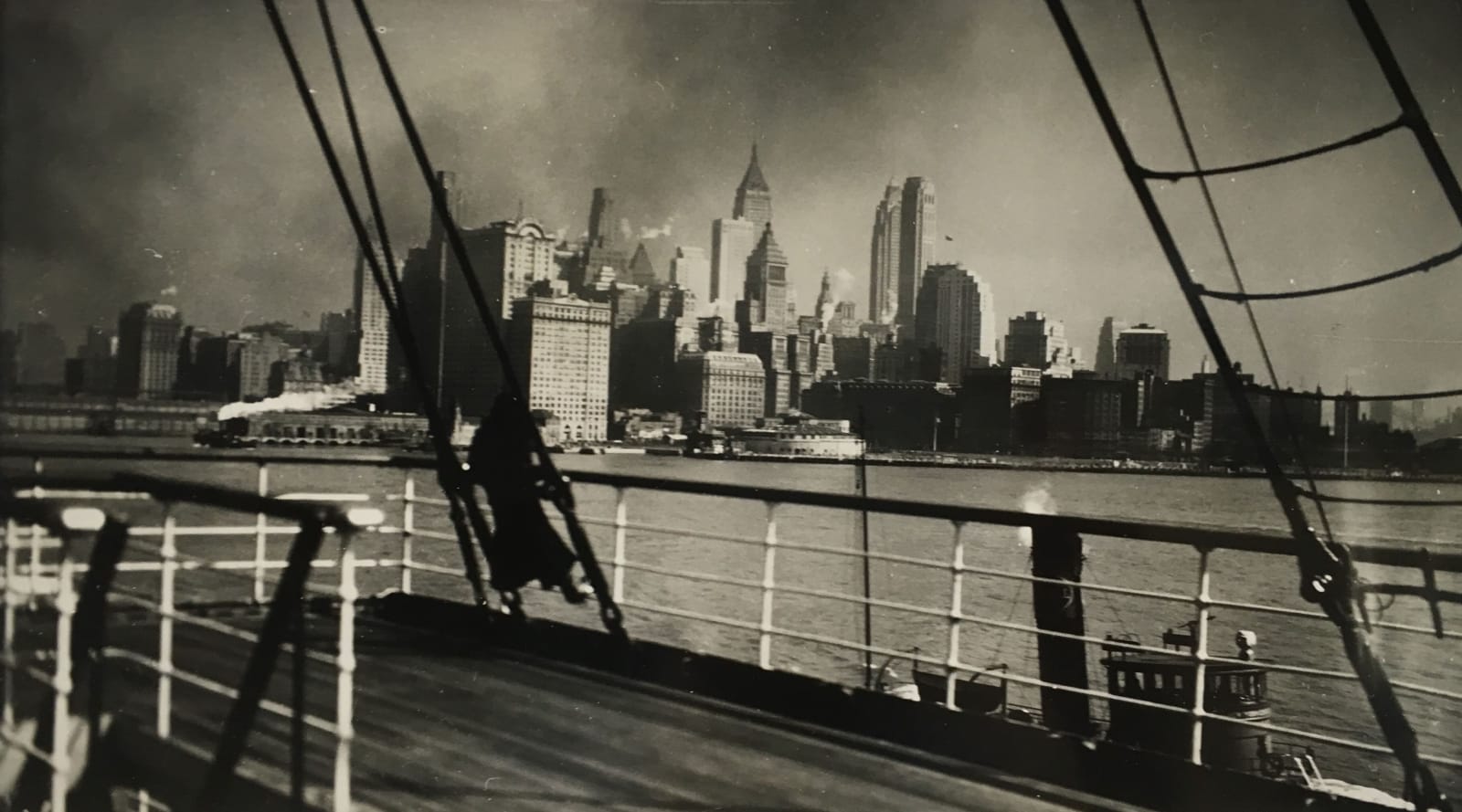 Fred Zinnemann, Adieu New York I, February 1932