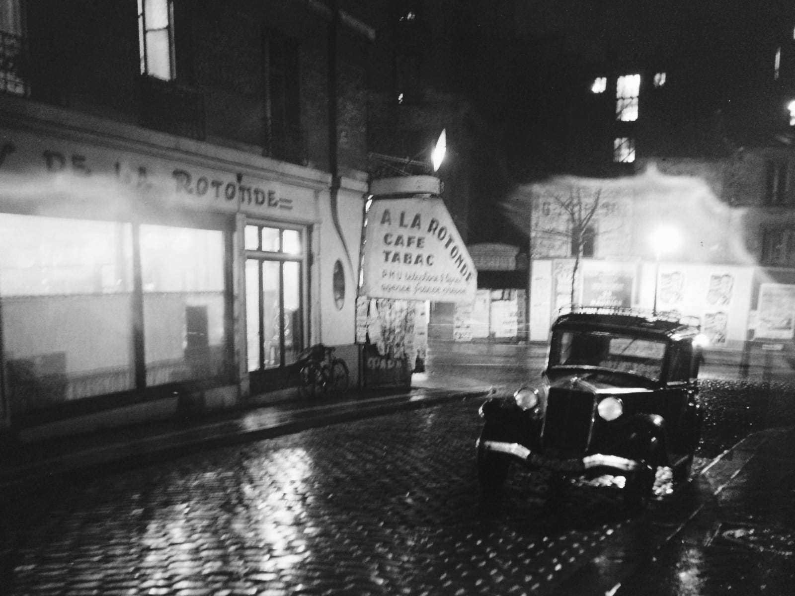 Edouard Boubat, Paris Avenue de St Ouen, 1950