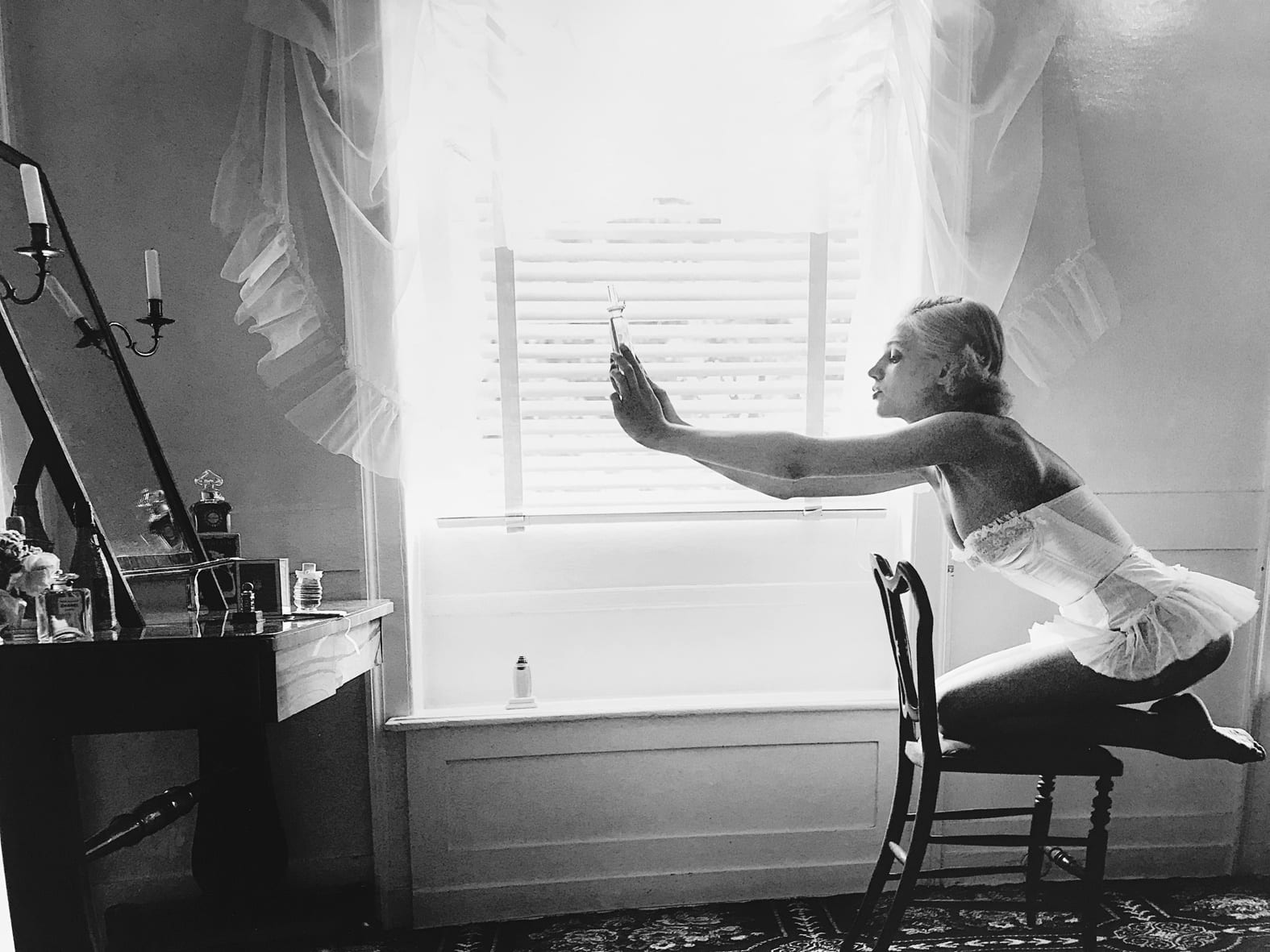 Norman Parkinson, Scent of A Woman, 1951 (Printed 2017)