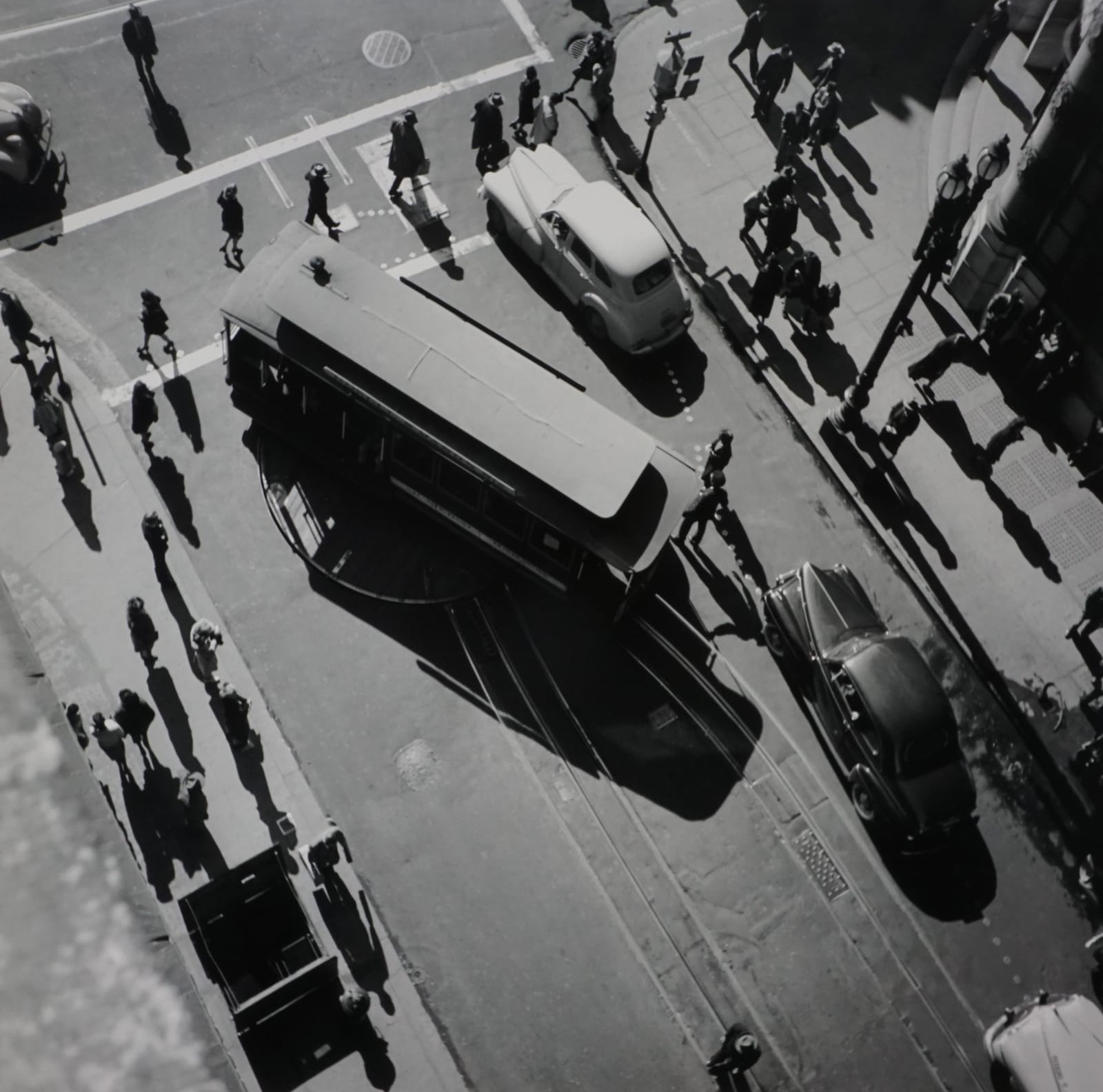 Fred Lyon, San Francisco, Cable Car , 1945 / printed later