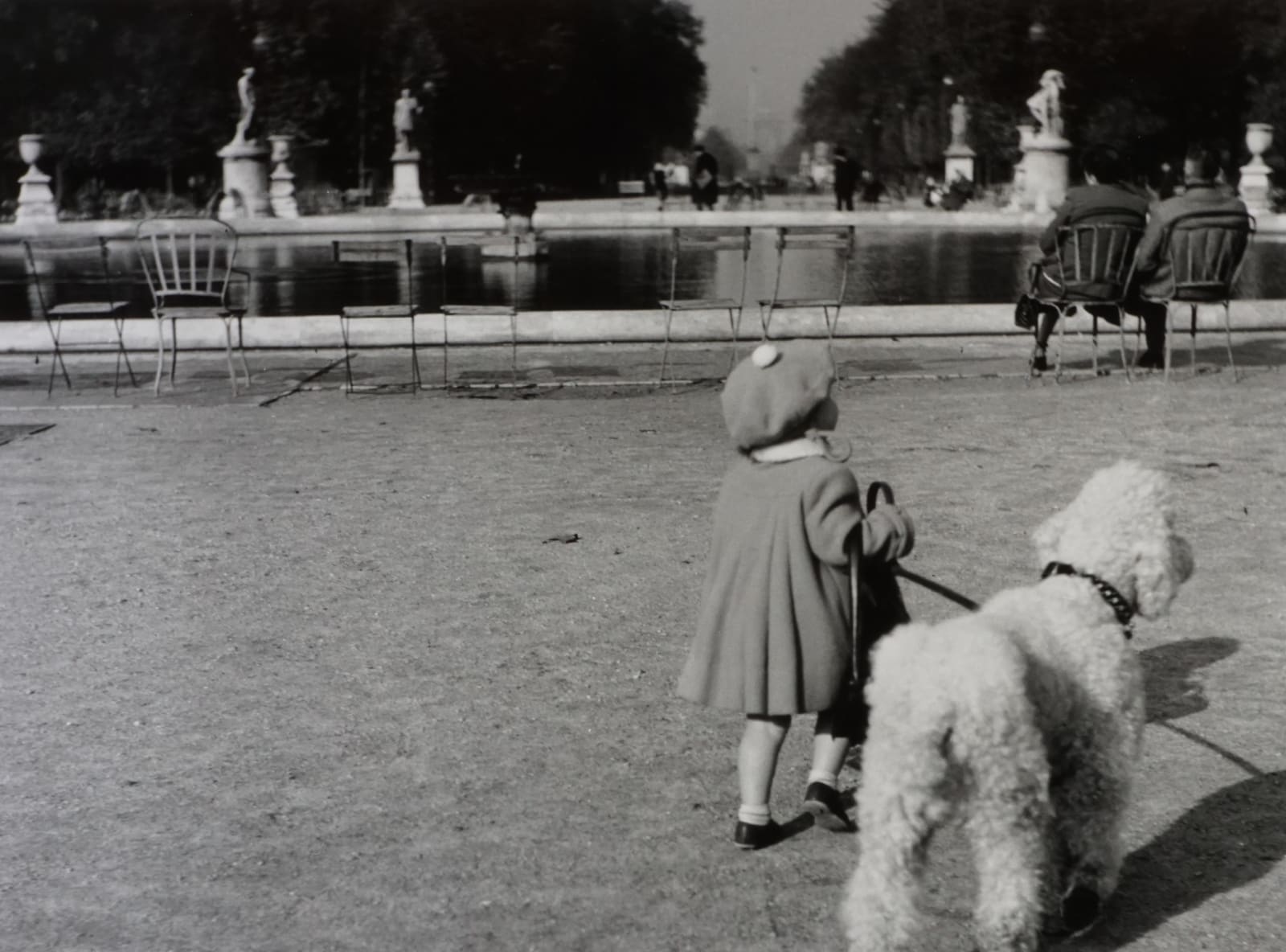 Dorothy Bohm, Jardin des Tuileries, Paris, 1953