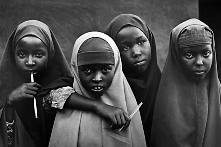 Sebastião Salgado, School Girls in Jamame, Somalia, 2001