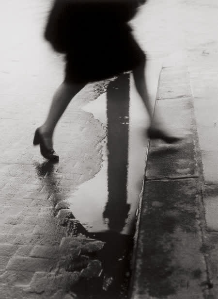 Willy Ronis, Pluie, Place Vendôme, Paris, 1947