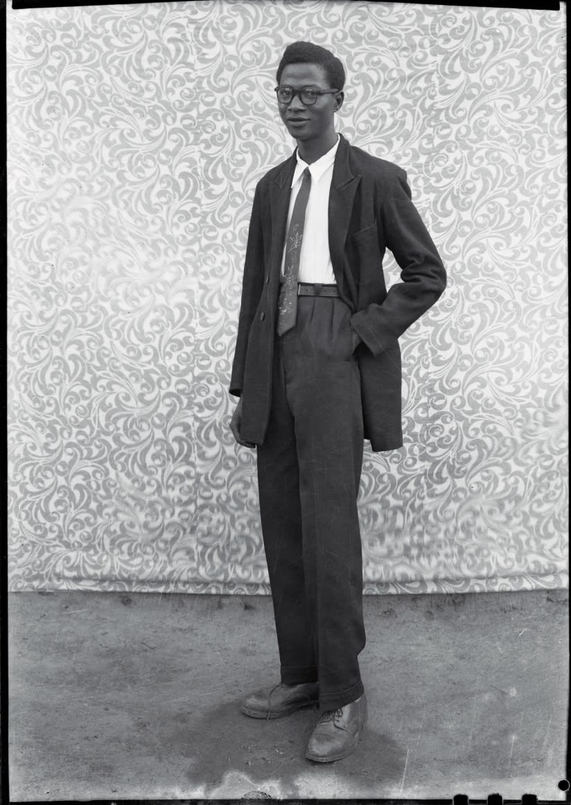 Seydou Keïta, Untitled portrait, 1953-1957