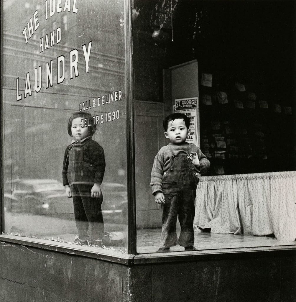 Arthur Leipzig, Ideal Laundry, New York, 1950