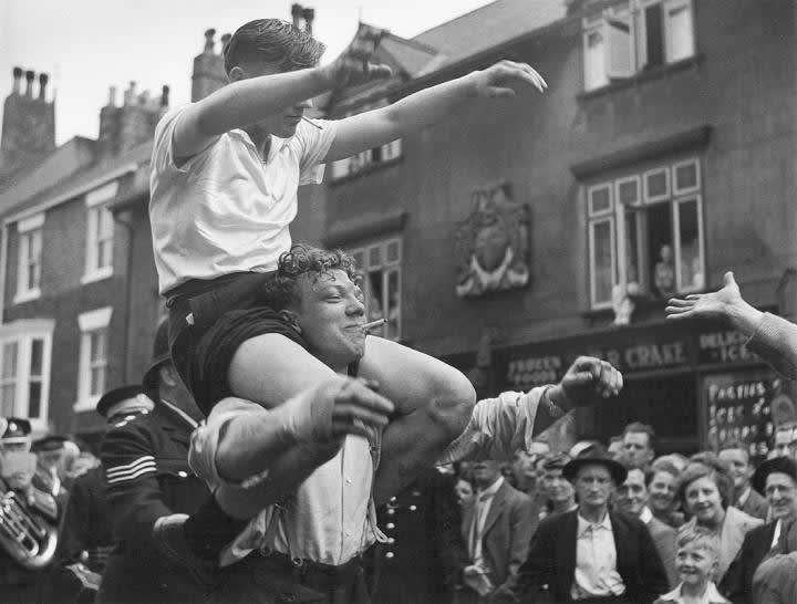 Wolfgang Suschitzky, Durham, Miner's Gala, 1952