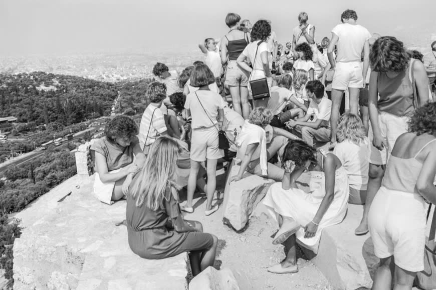 Tod Papageorge, Untitled from “On The Acropolis”, 1983-1984