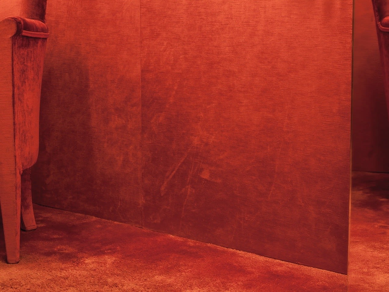 Tobias Kaspar, Changing Cabin (Red Room), 2014