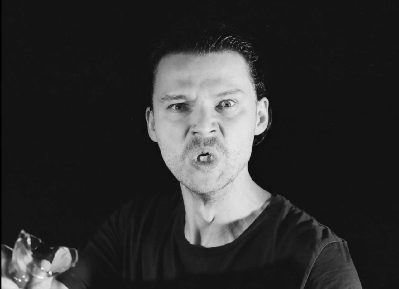 Artur Zmijewski, Gestures - Dominika, Mariusz, Mateusz, 2019