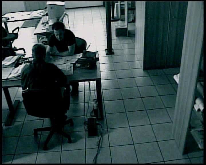 Adrian Paci, Believe me I'm an Artist, 2000