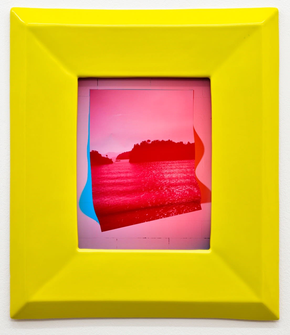 Shirana Shahbazi, Meer mit Schatten Rot (gelb), 2020