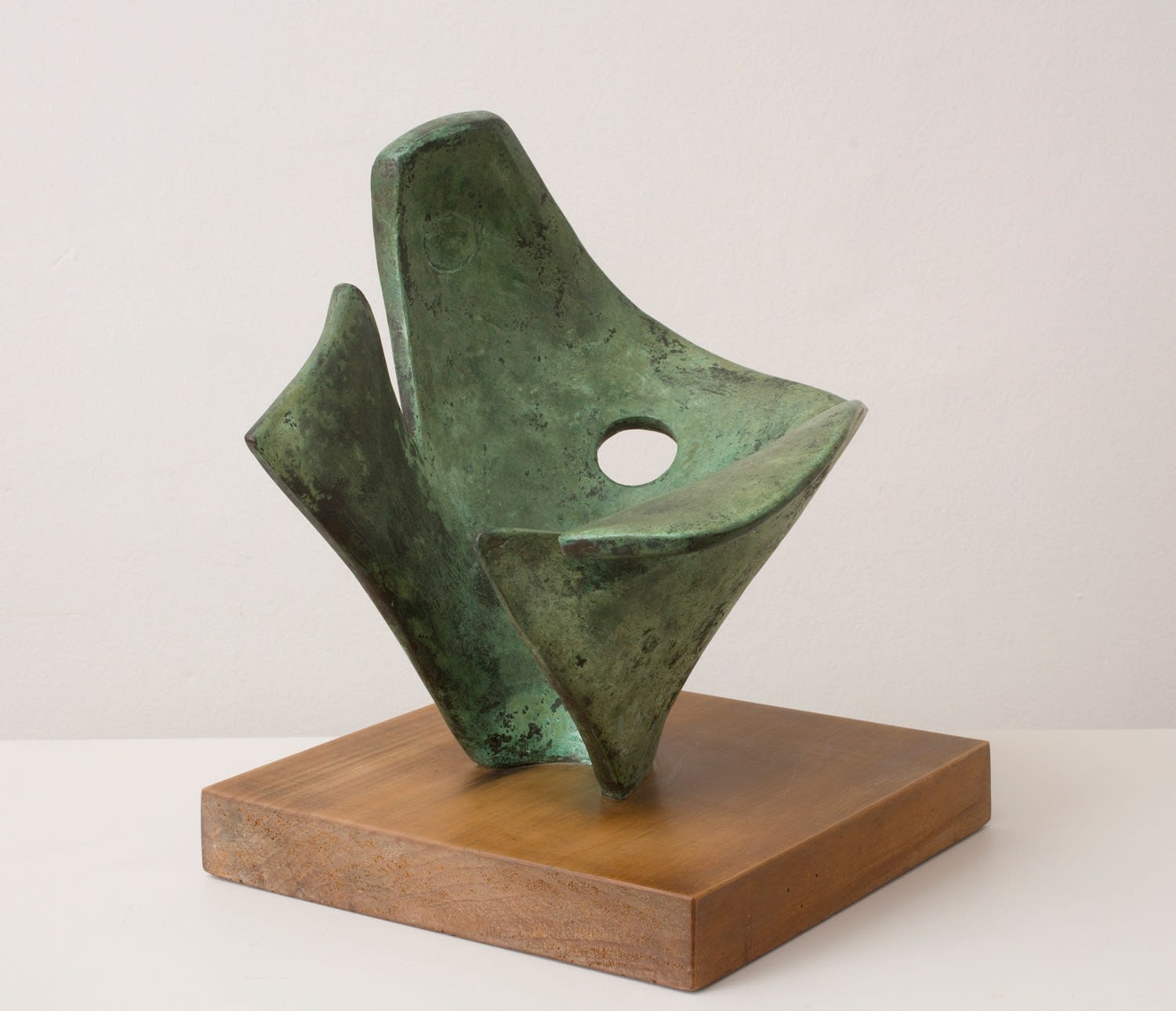 Barbara Hepworth, Aegean, 1956