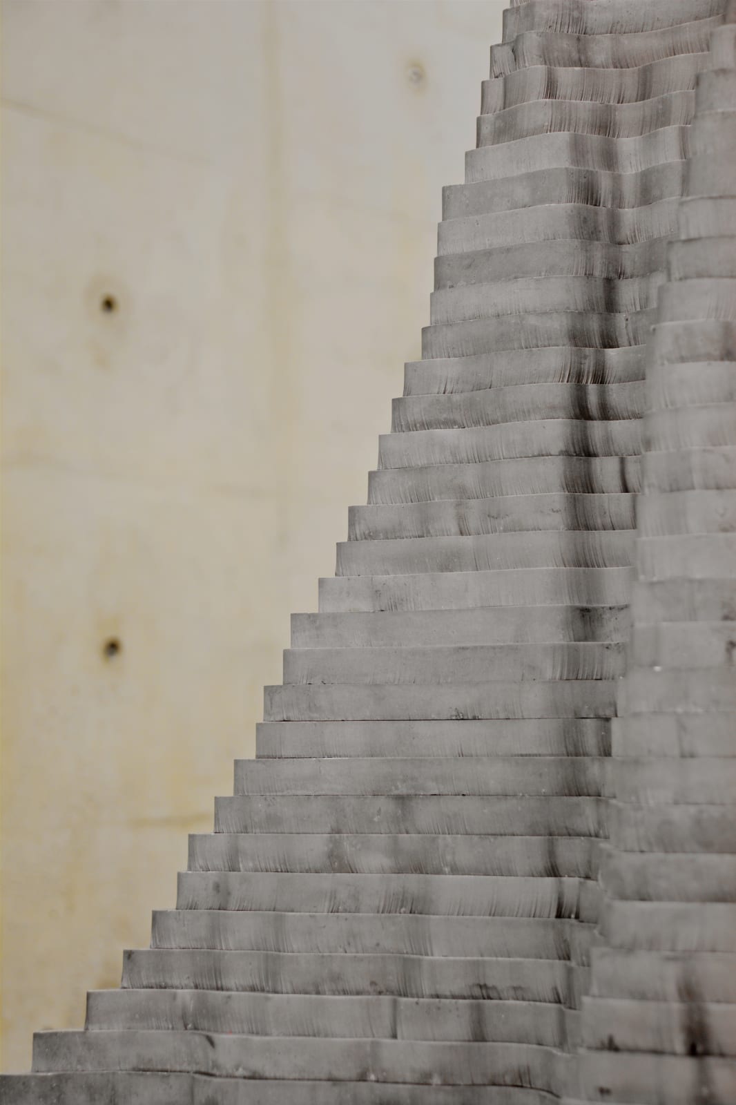 Anish Kapoor, Mountain, 2001