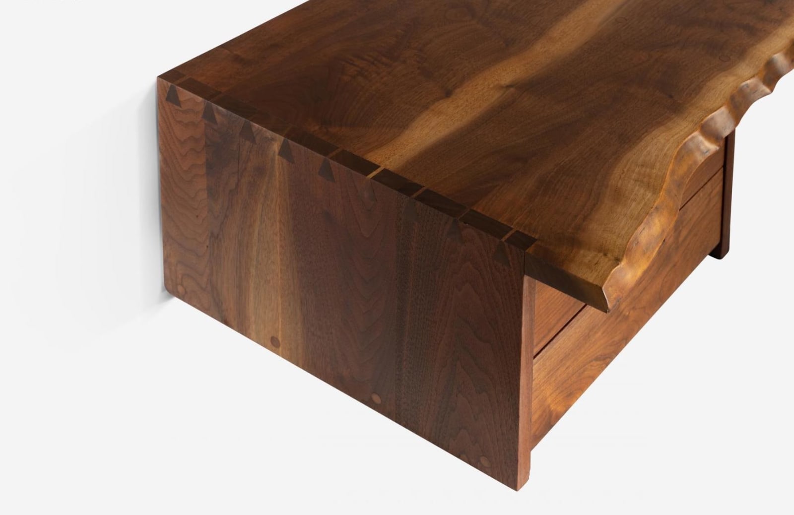 George Nakashima, Wall-hung desk