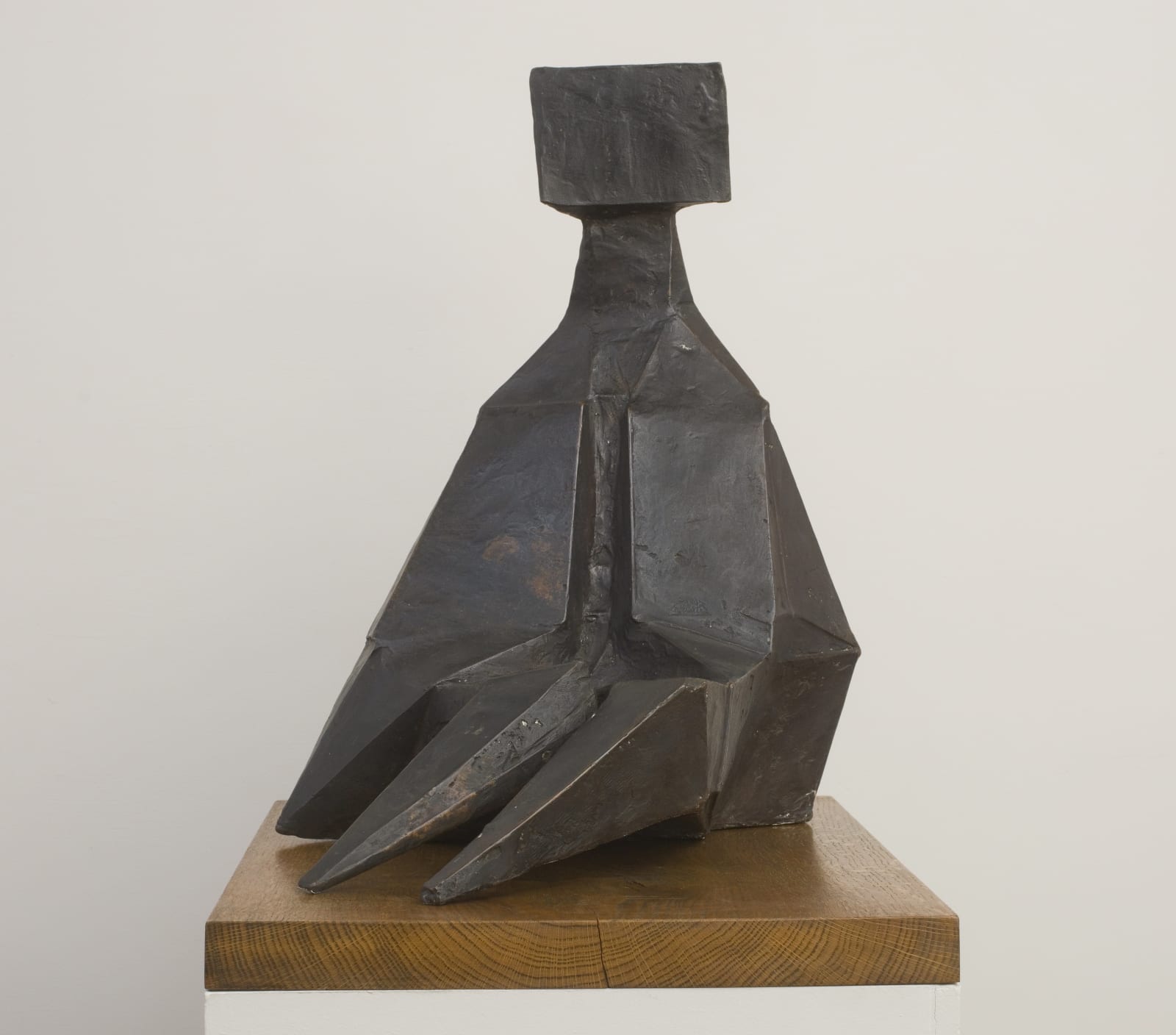 Lynn Chadwick, Seated Figure I, 1973