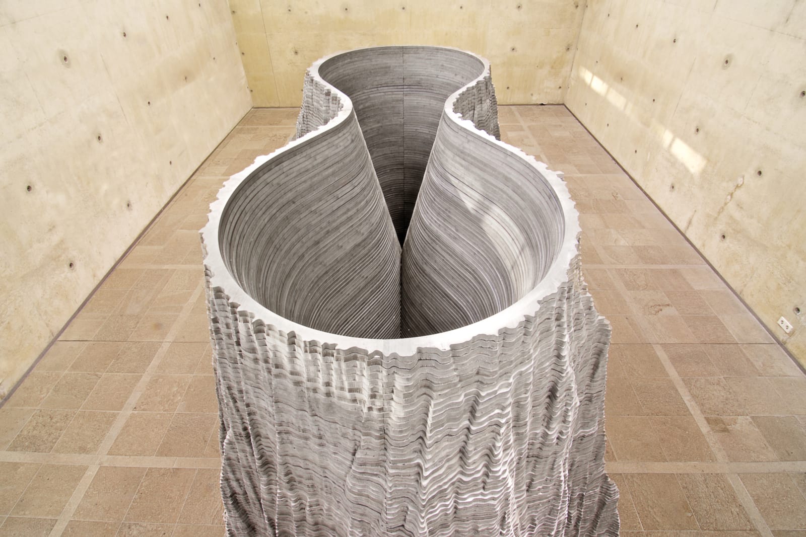 Anish Kapoor, Mountain, 2001
