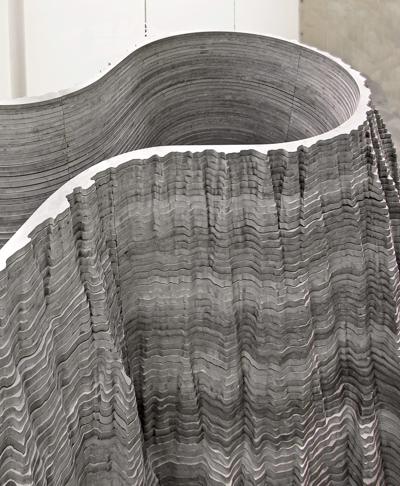 Anish Kapoor, Mountain, 2001