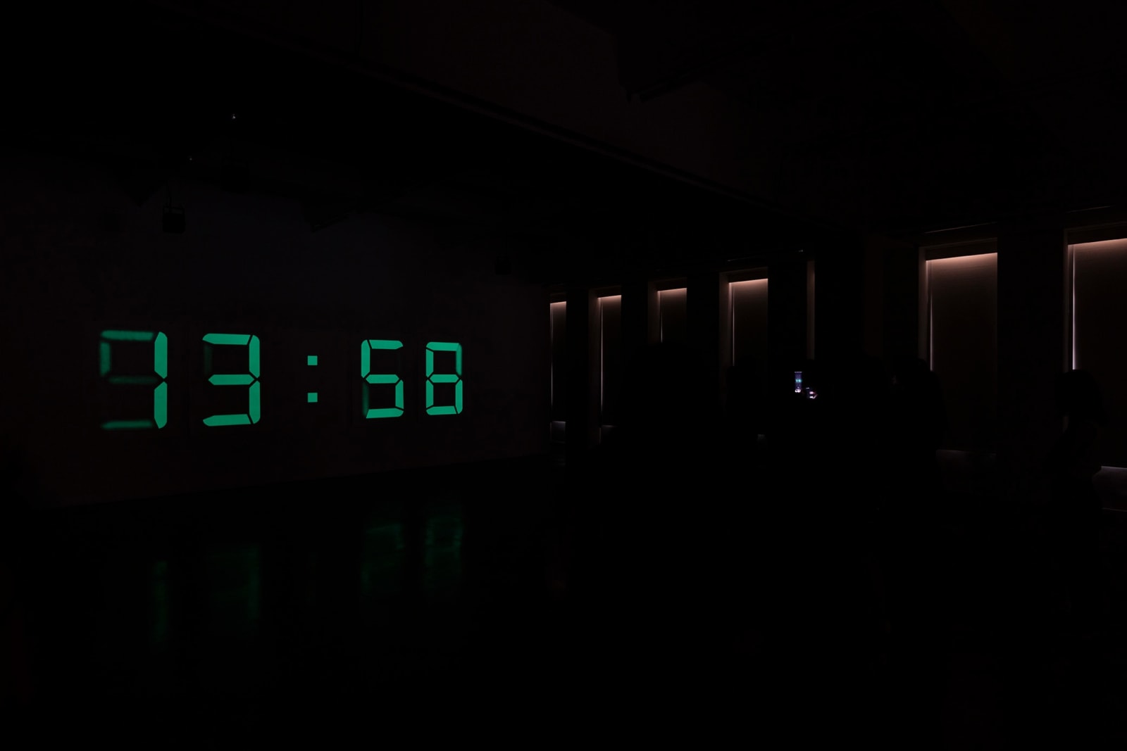 Philippe Parreno, Fade to Black, 2017