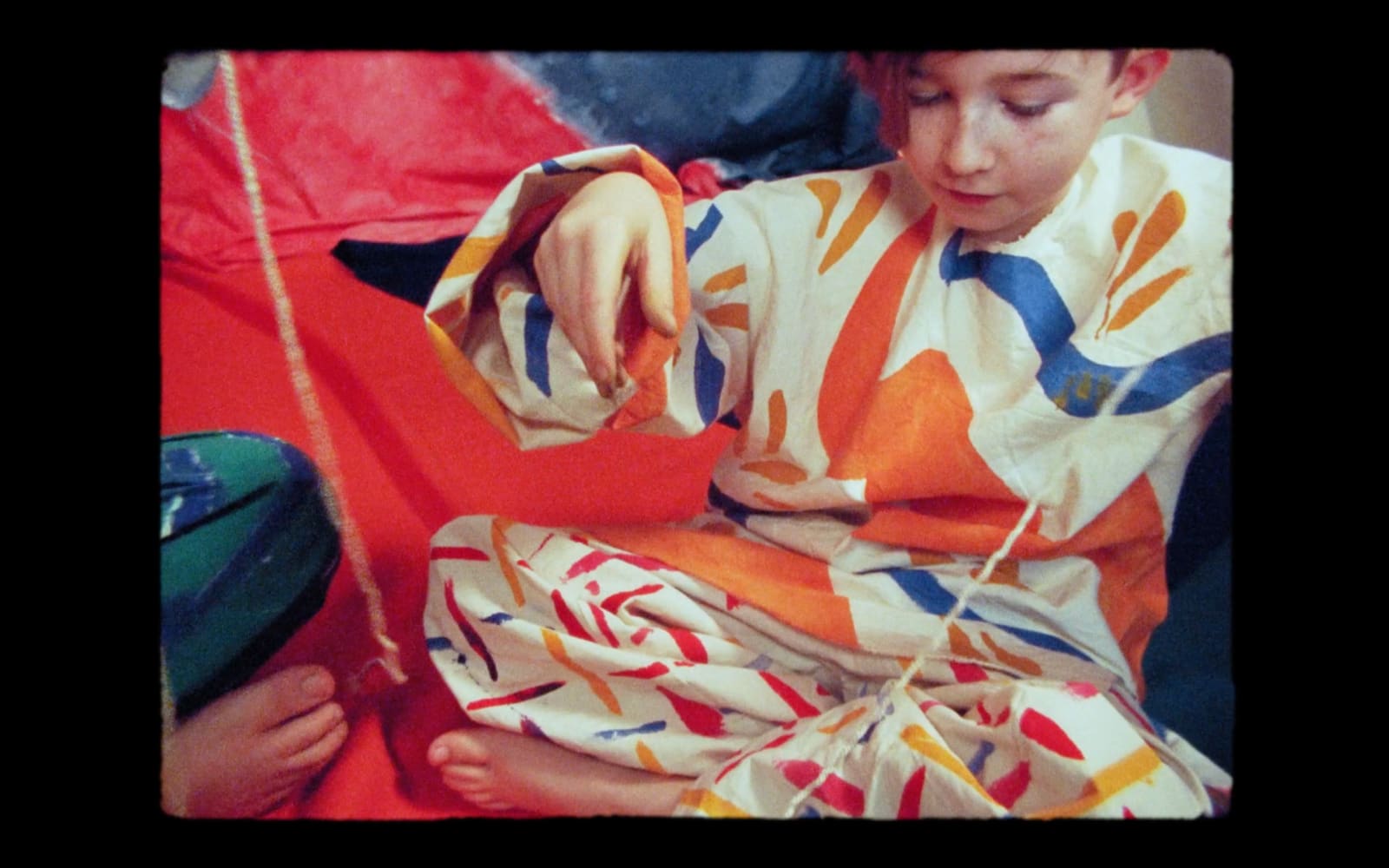 Ulla von Brandenburg, La fenêtre s'ouvre comme une orange (danse abstraction), 2022
