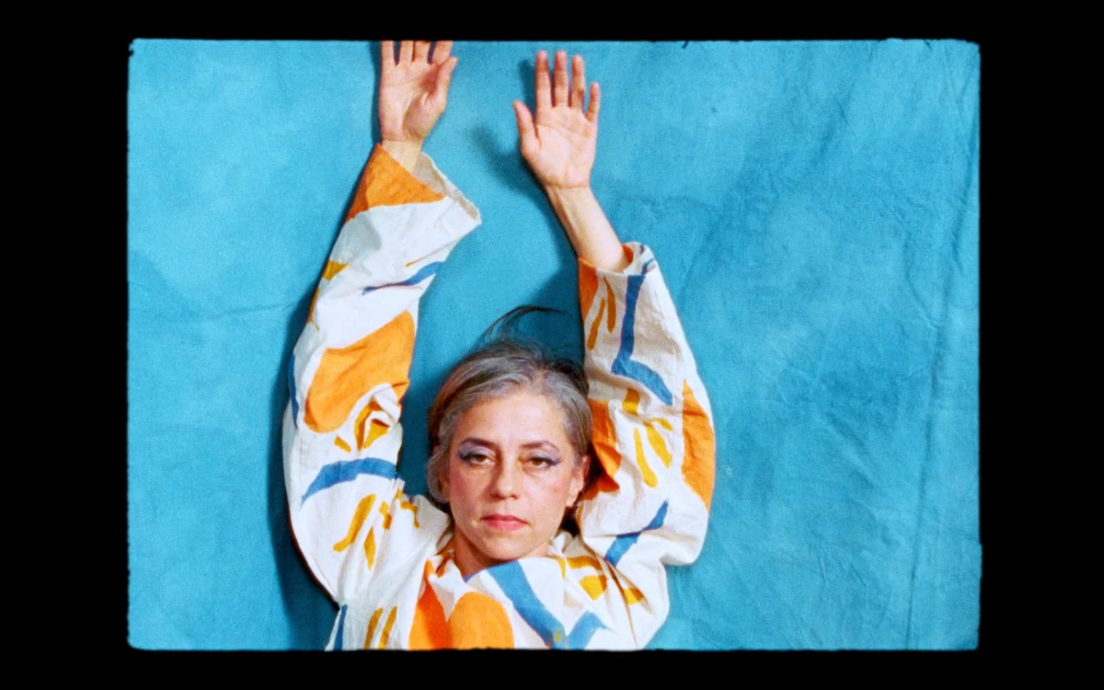 Ulla von Brandenburg, La fenêtre s'ouvre comme une orange (tour de magie), 2022