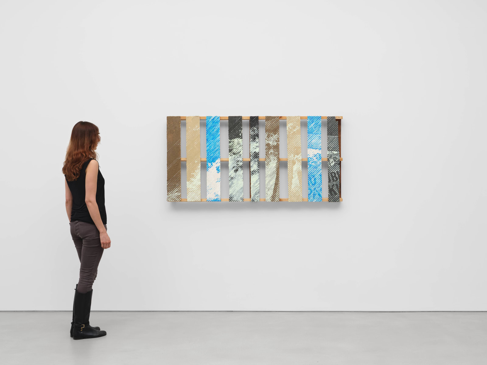 Tomashi Jackson, Xylophone (Parking guard kiosk on fire at Police Headquarters L.A. Uprising 1992), 2024