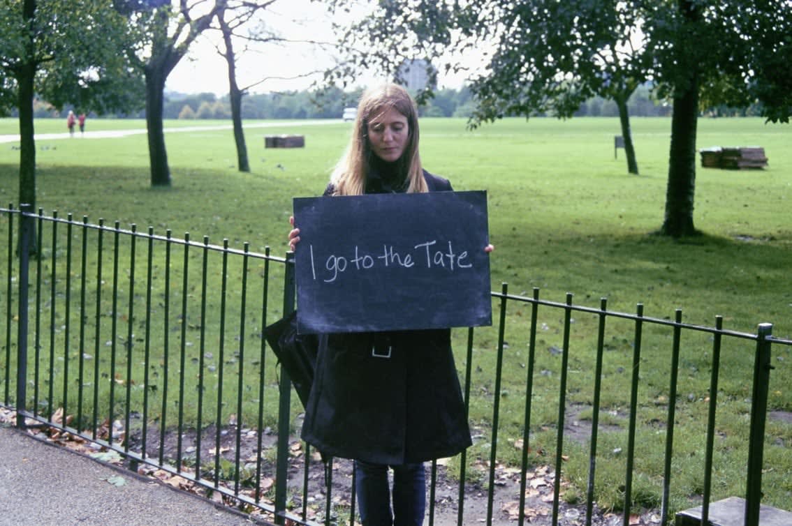 Rirkrit Tiravanija, Pilar 06.10.10, 2010