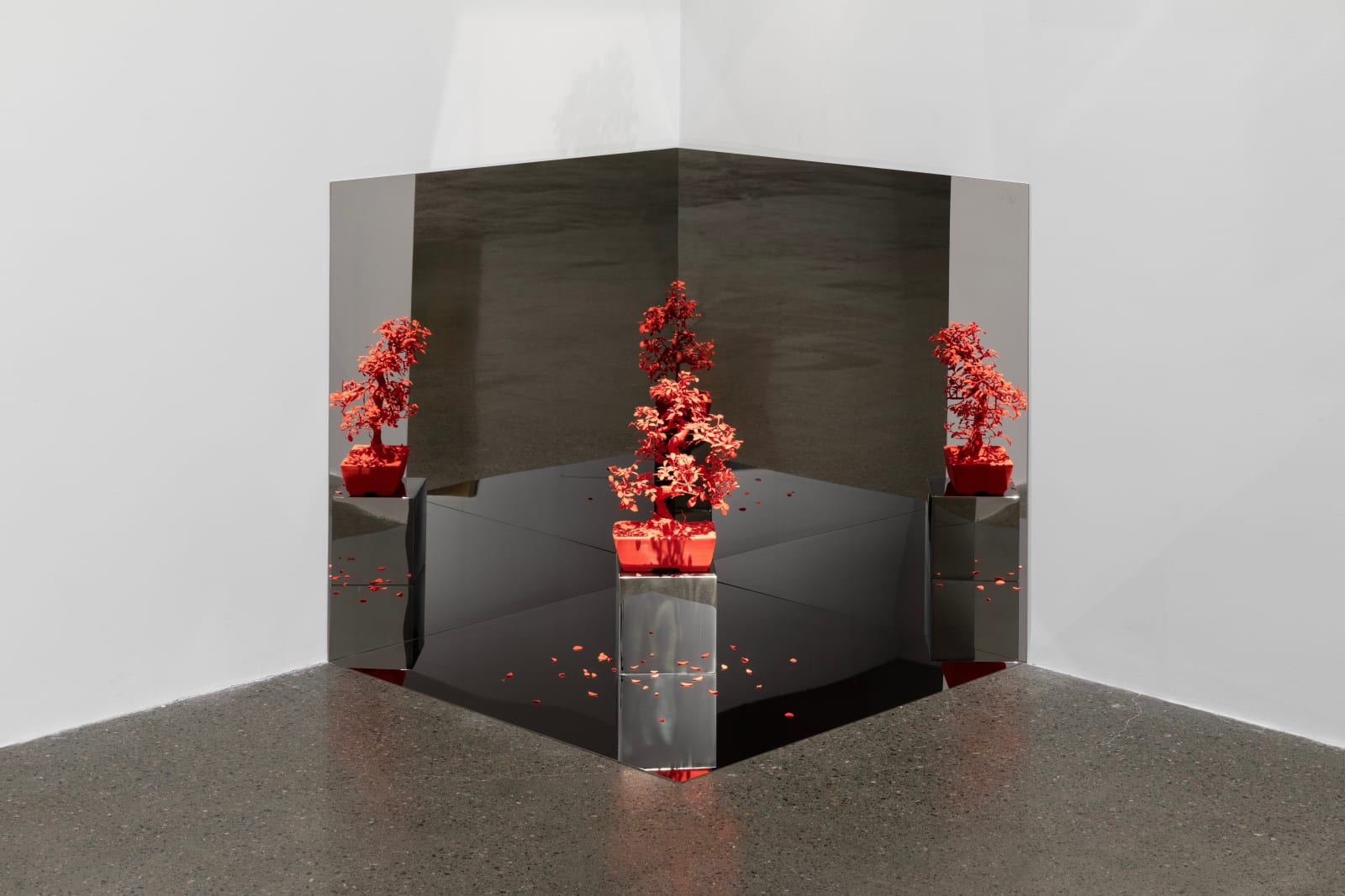 Rirkrit Tiravanija, untitled 2021 (a perfect kiss) (two), 2021