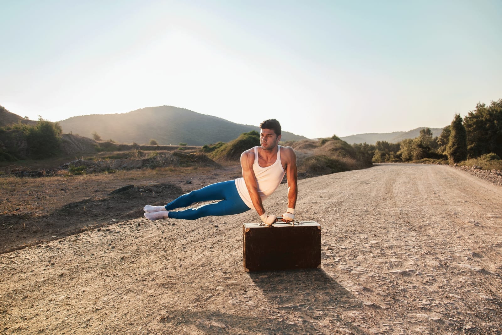 ŞENER ÖZMEN, On The Road, 2012