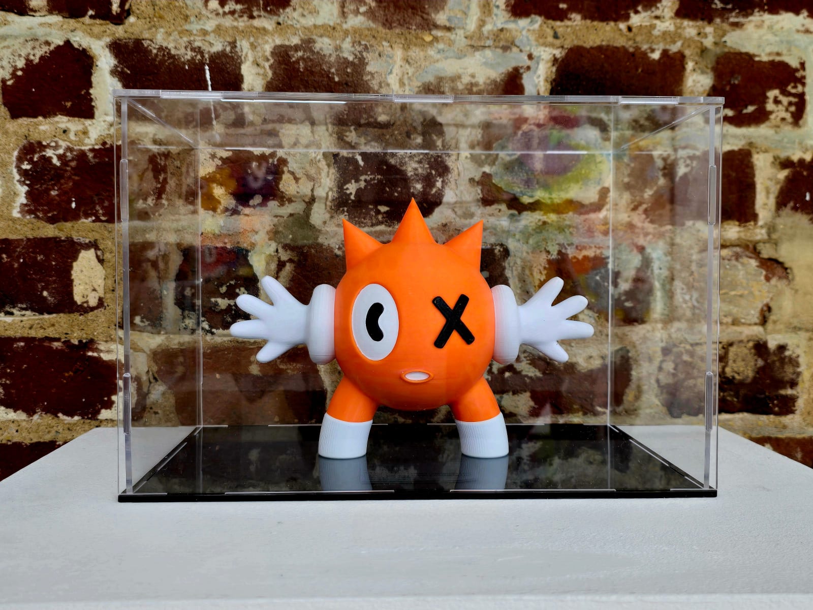 Tori Woolley, OX (Orange)