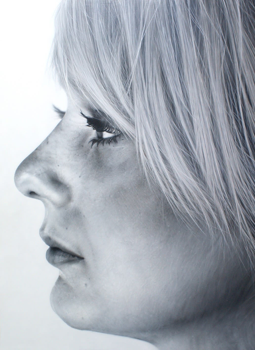 Simon Hennessey, Monochromatic profile
