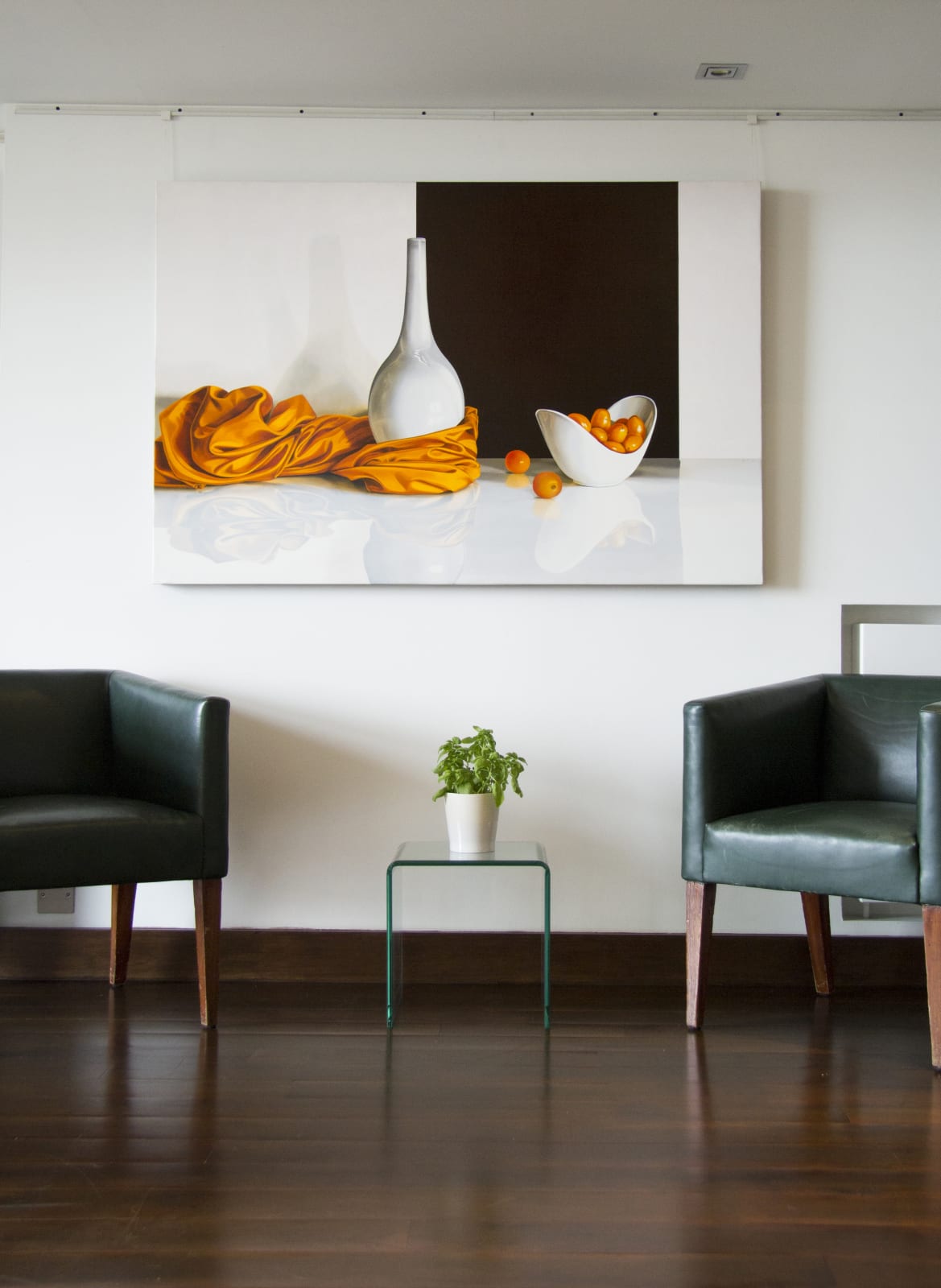 Elena Molinari, Orange Corner