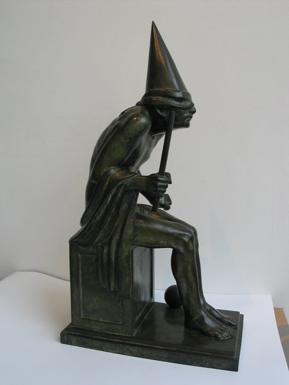 Steve West, Hat