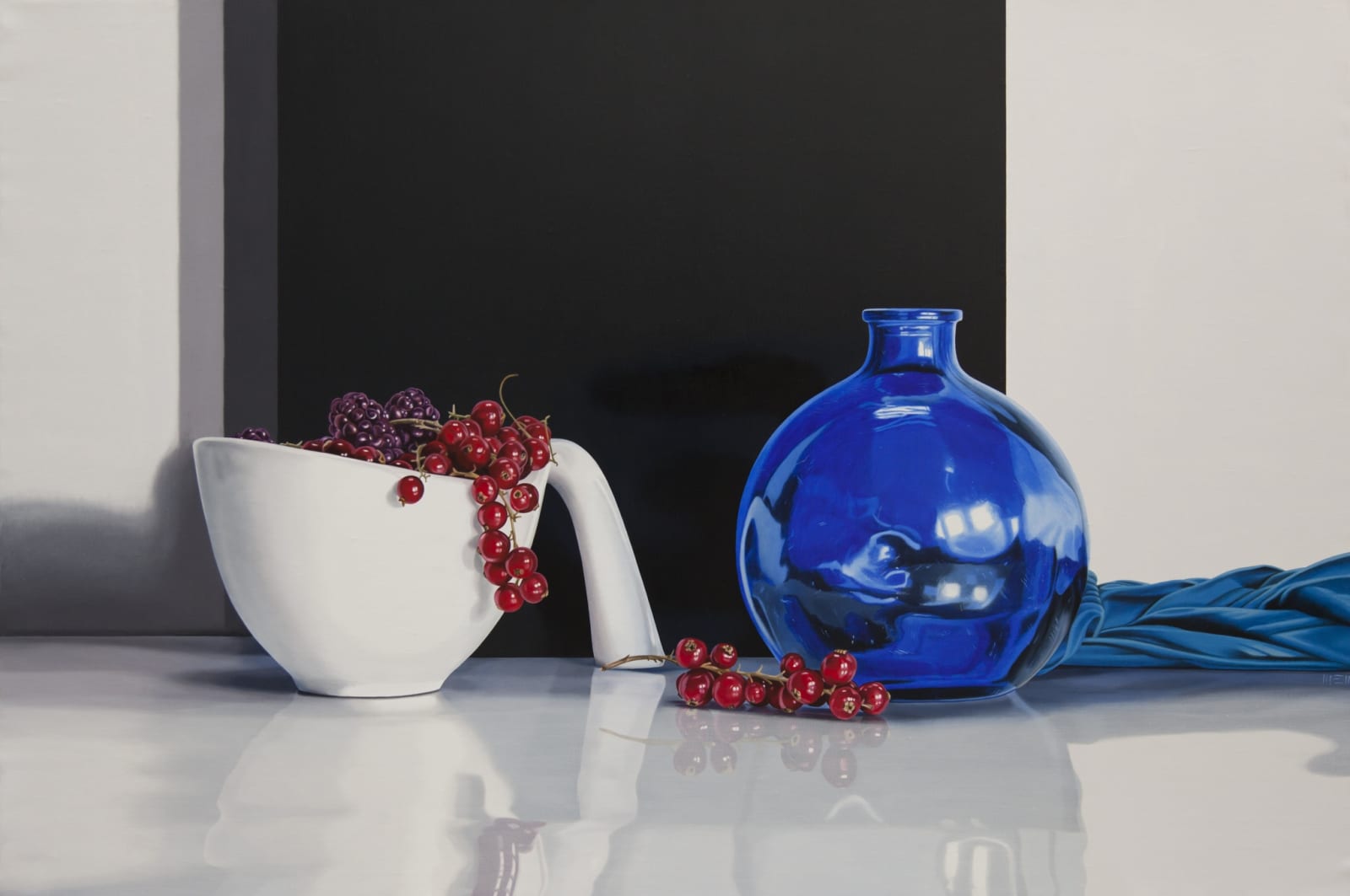 Elena Molinari, Berries and blue cloth