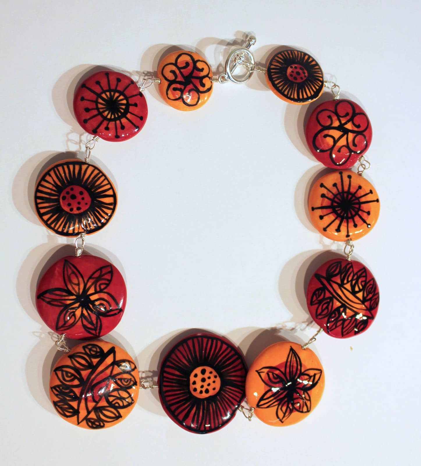 Elinor Lamond, Red & Orange Disc necklace, 2017