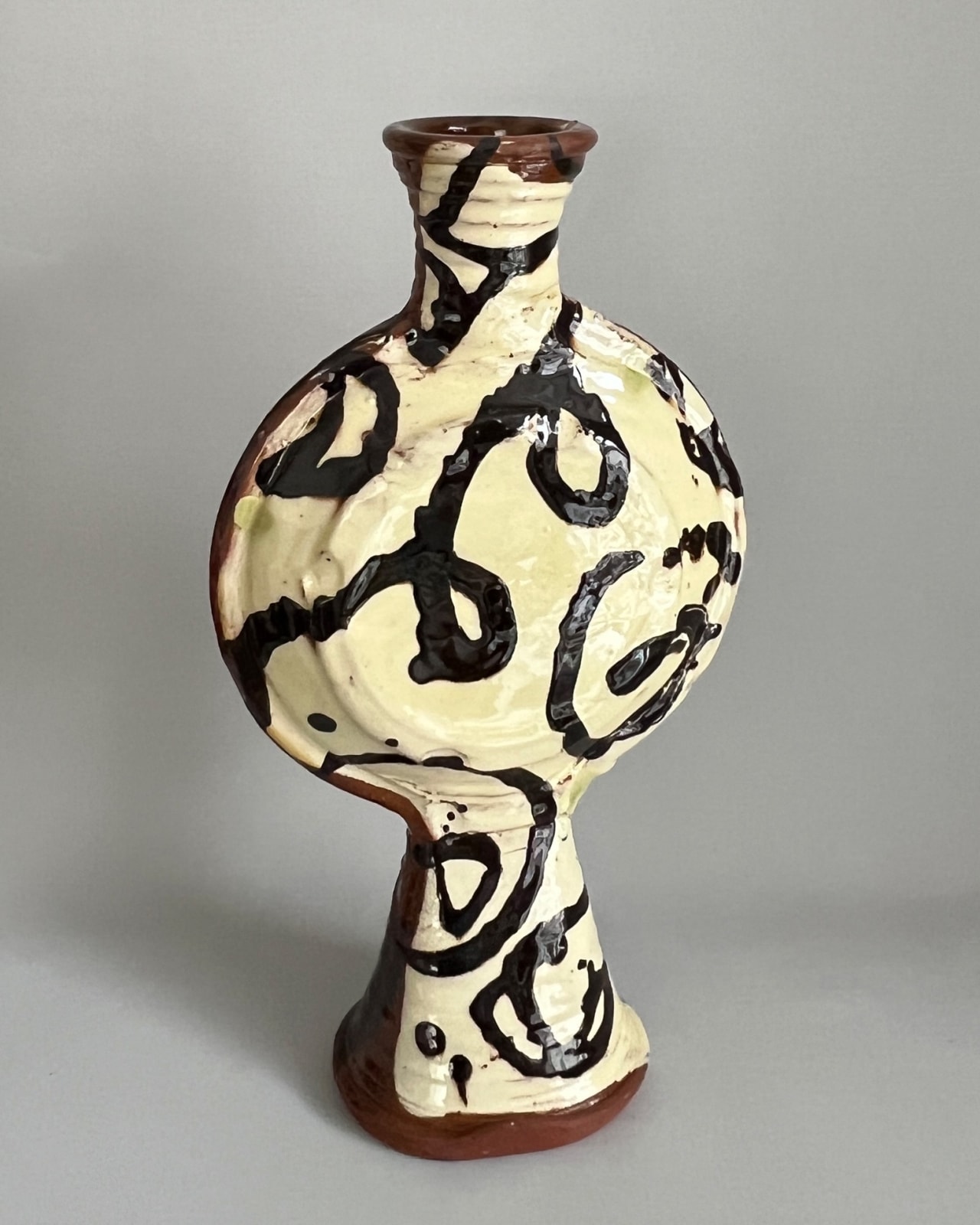 Dylan Bowen, Bottle, 2024