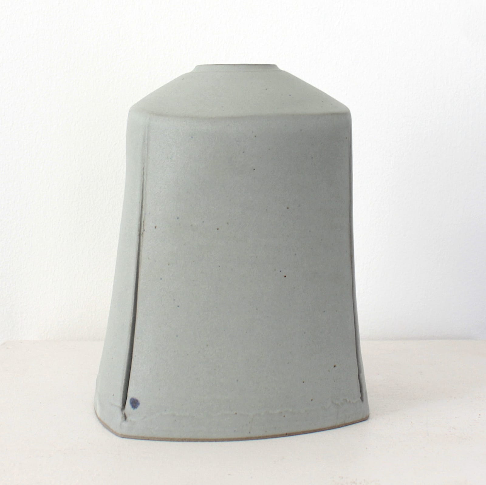 Carina Ciscato, Large Enclosed Constructed Coloured Porcelain Pot, 2021