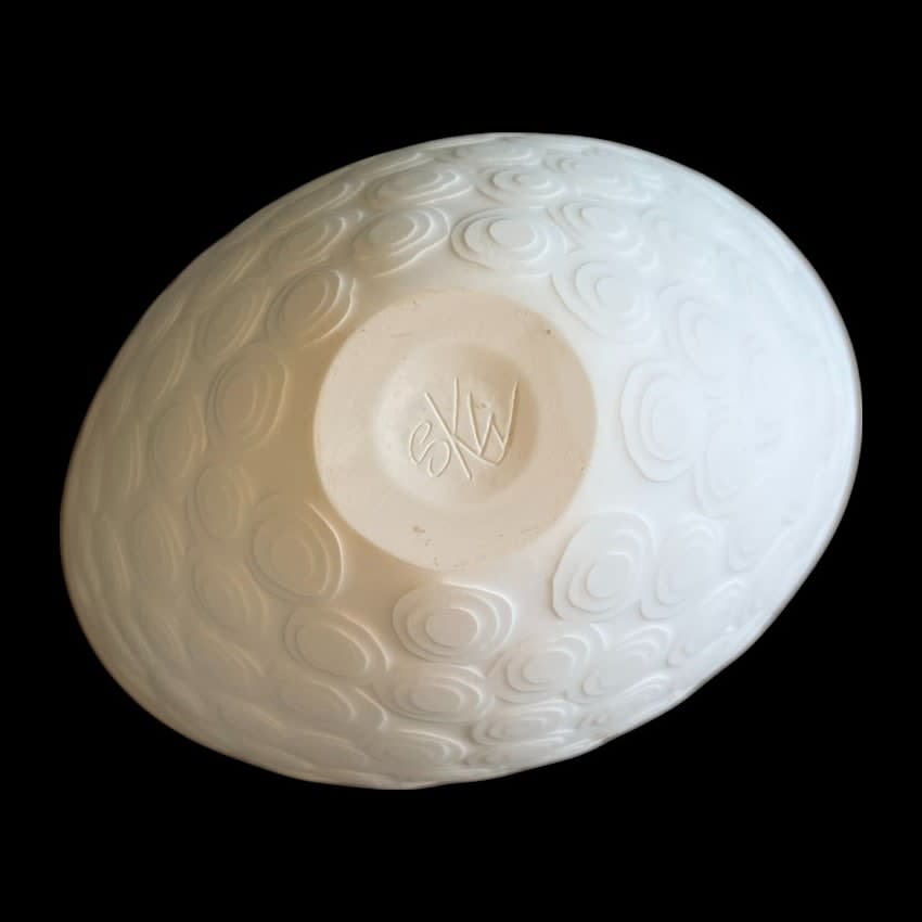 Sasha Wardell, Small Curved Bowl, 2024