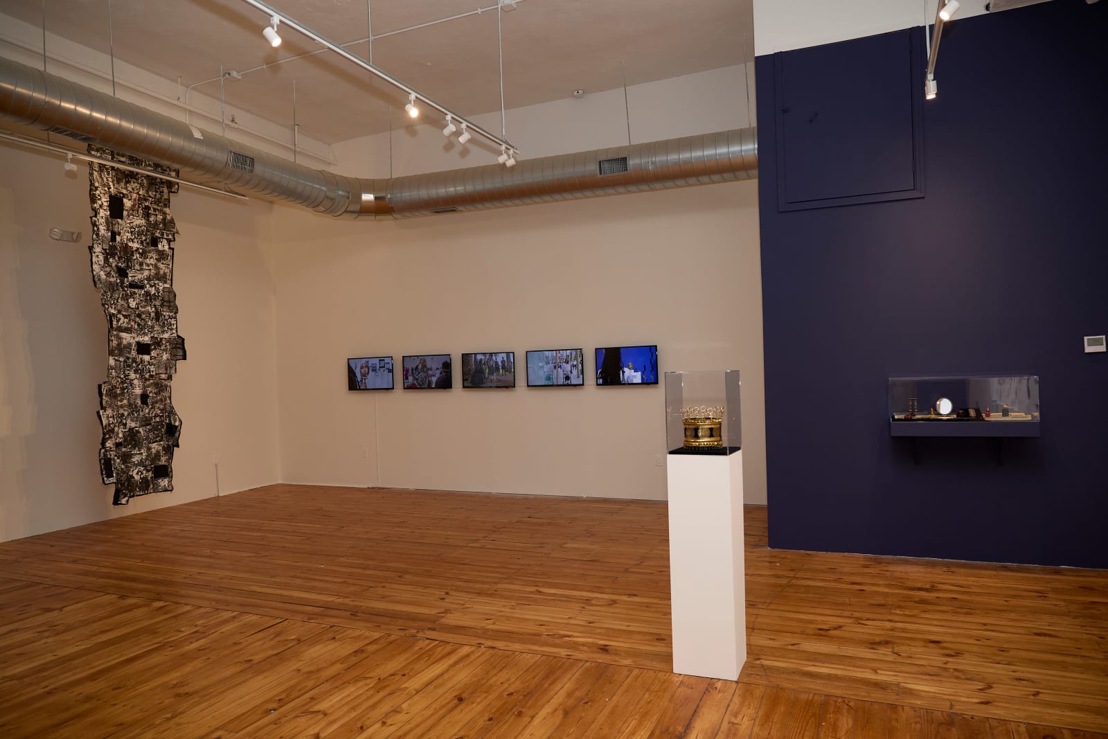 Helina Metaferia, Amulets 1 , 2025