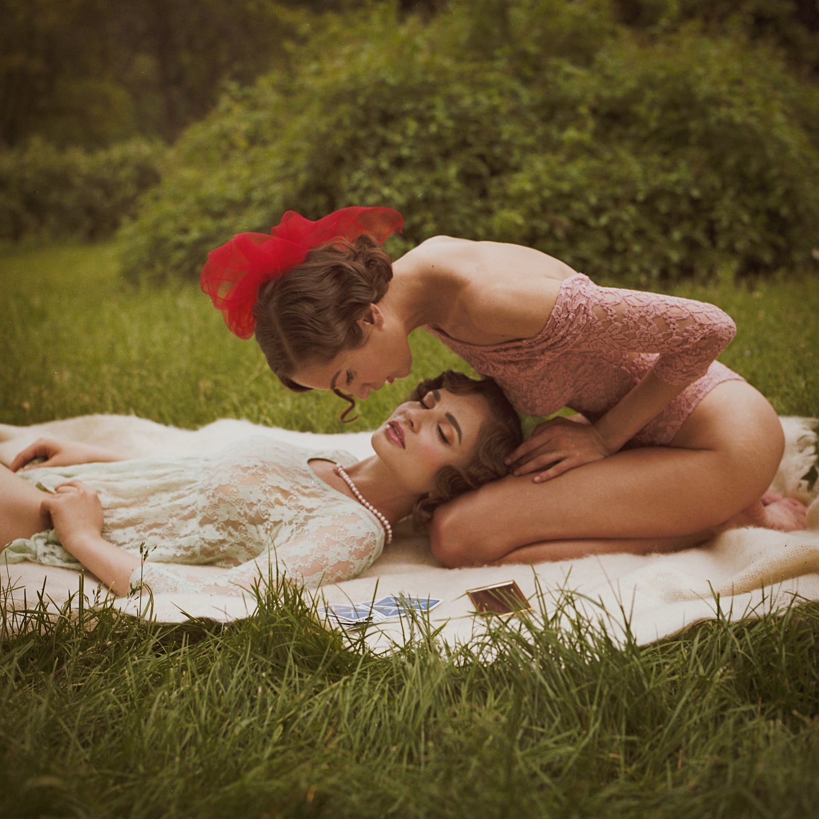Dasha & Mari, Royal Tea, The Kiss 2, 2019