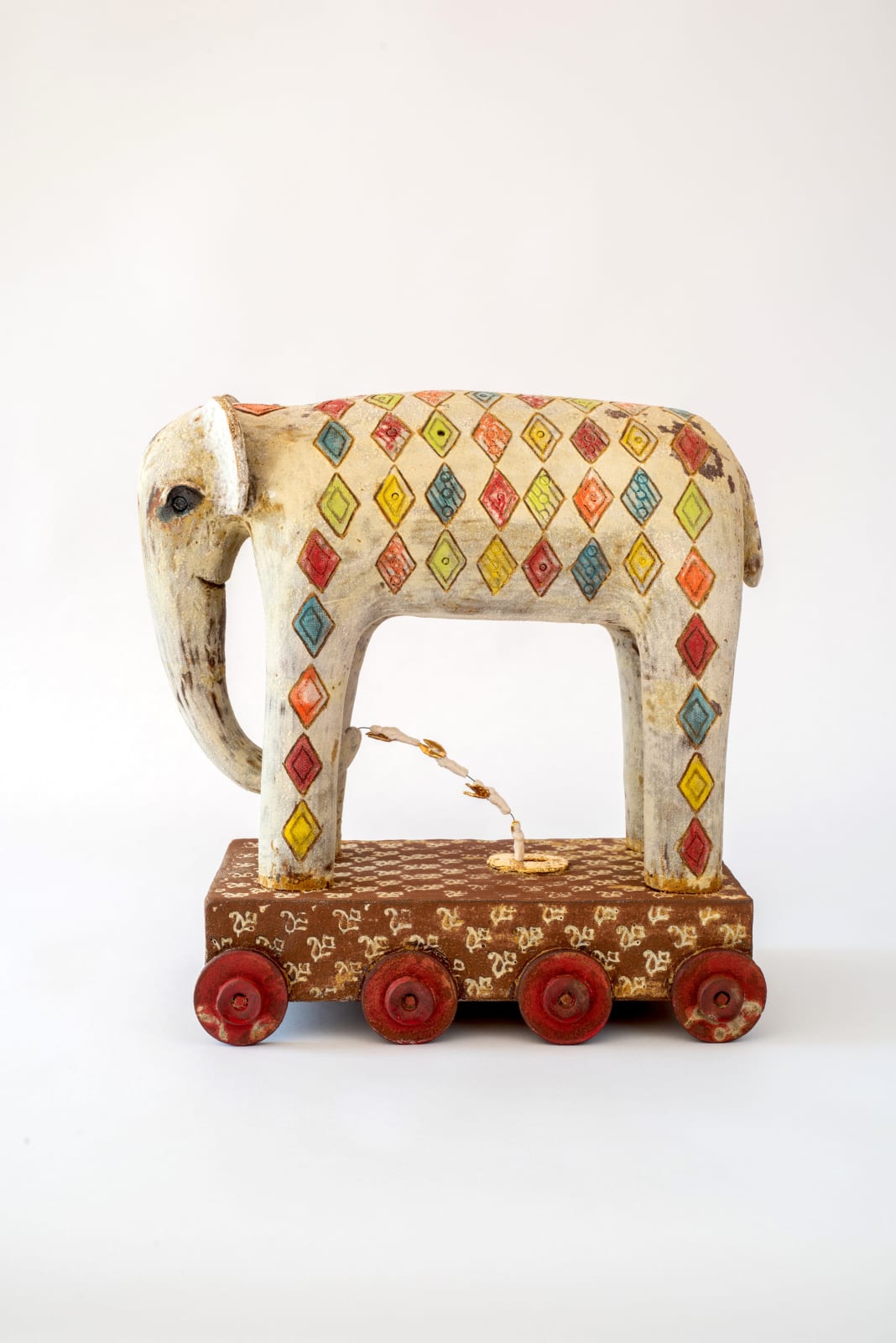 Louise Bell, Elephant finding Angels, 2025