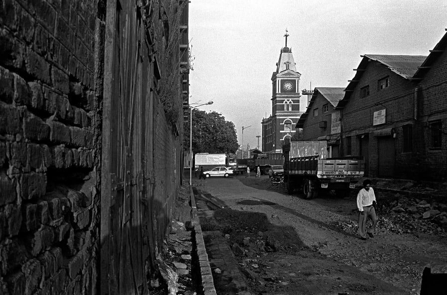 Chirodeep Chaudhuri, PRINCESS DOCK / GHADIAL GODI, 1891. P. D'Mello Road, 2020