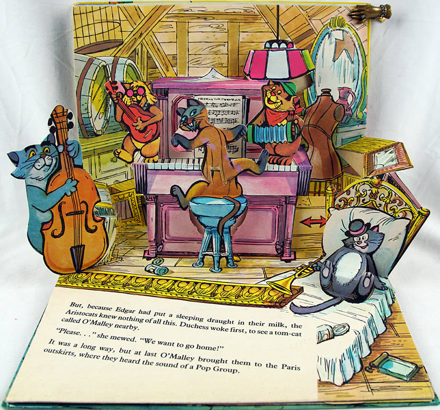 The Aristocats. Pop-up spread