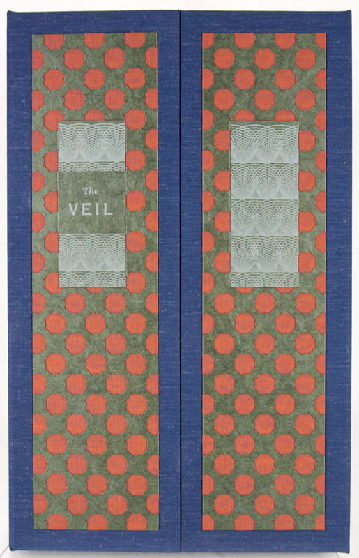 The Veil. Box closed