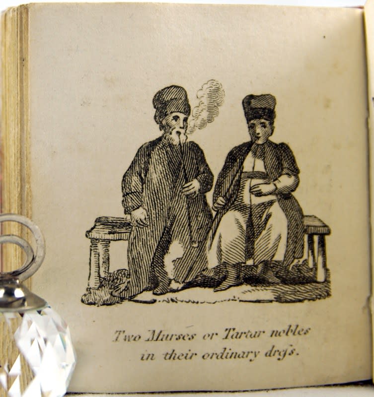 A Miniature Historic Library in 4 Volumes. Costumes illustration
