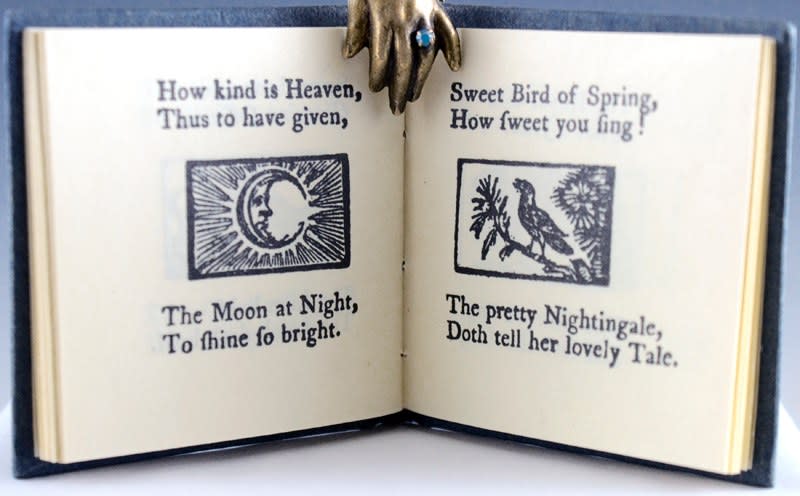 Francis Newbery; Wilbur Macey Stone (illus.), The New England Primer A B C, 1930