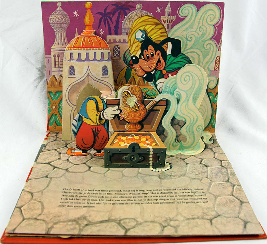 Walt Disney's flapuit Mickey Mouse als filmster. Pop-up spread