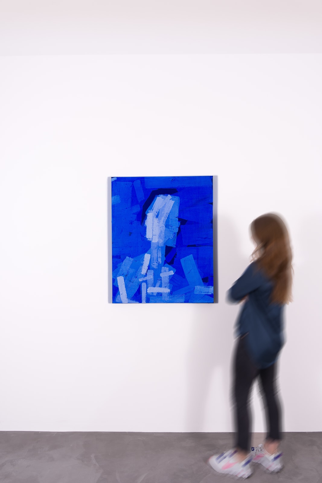 Patrick Tresset, 38 year old woman in blue, 2023