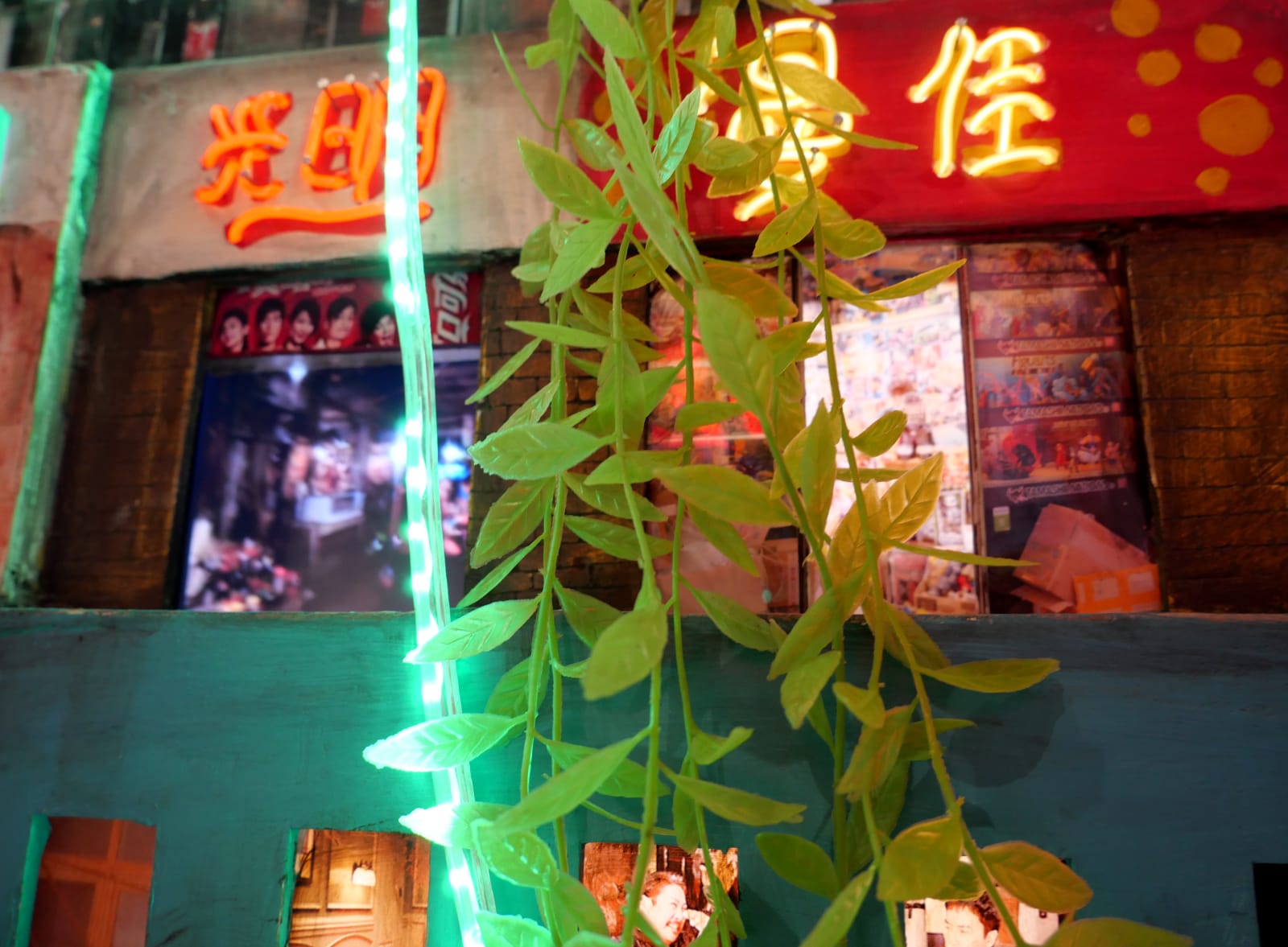 Tracey Snelling, Shanghai/Chongqing Hot Pot/Mixtape Building, 2019