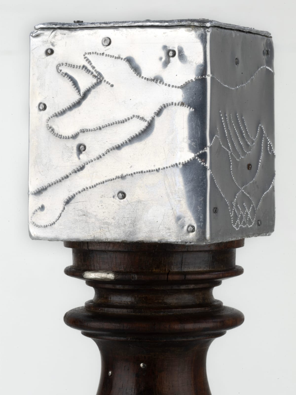 Marian Roma, TOQUE DE ÁNIMAS, 2025